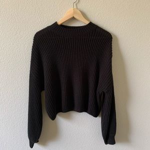 Black Forever 21 Cropped Sweater